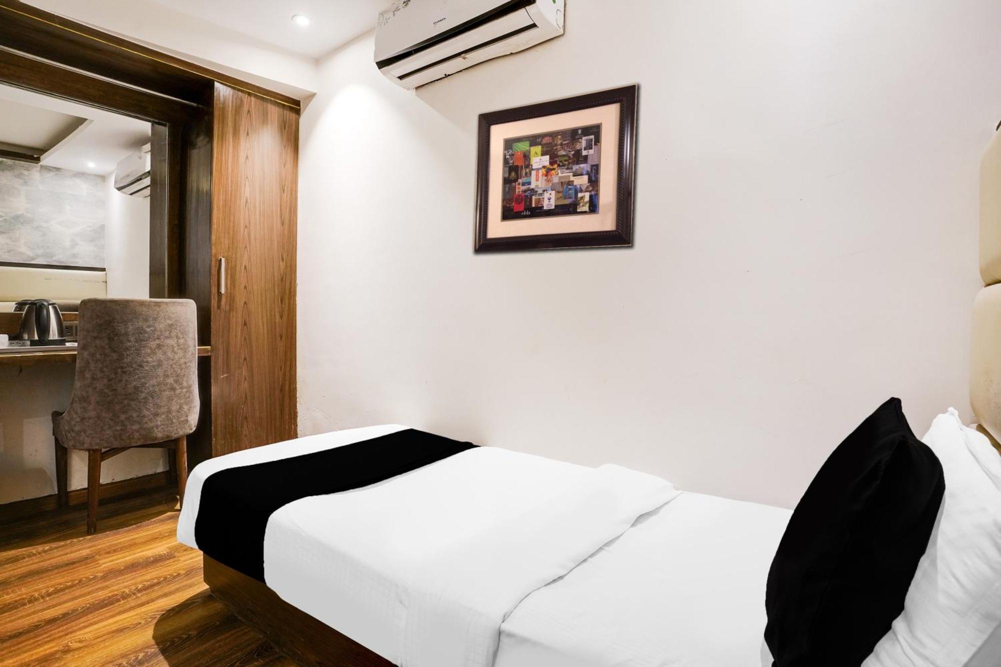Super Collection O Andheri Near Western Express Highway Bombaim Exterior foto