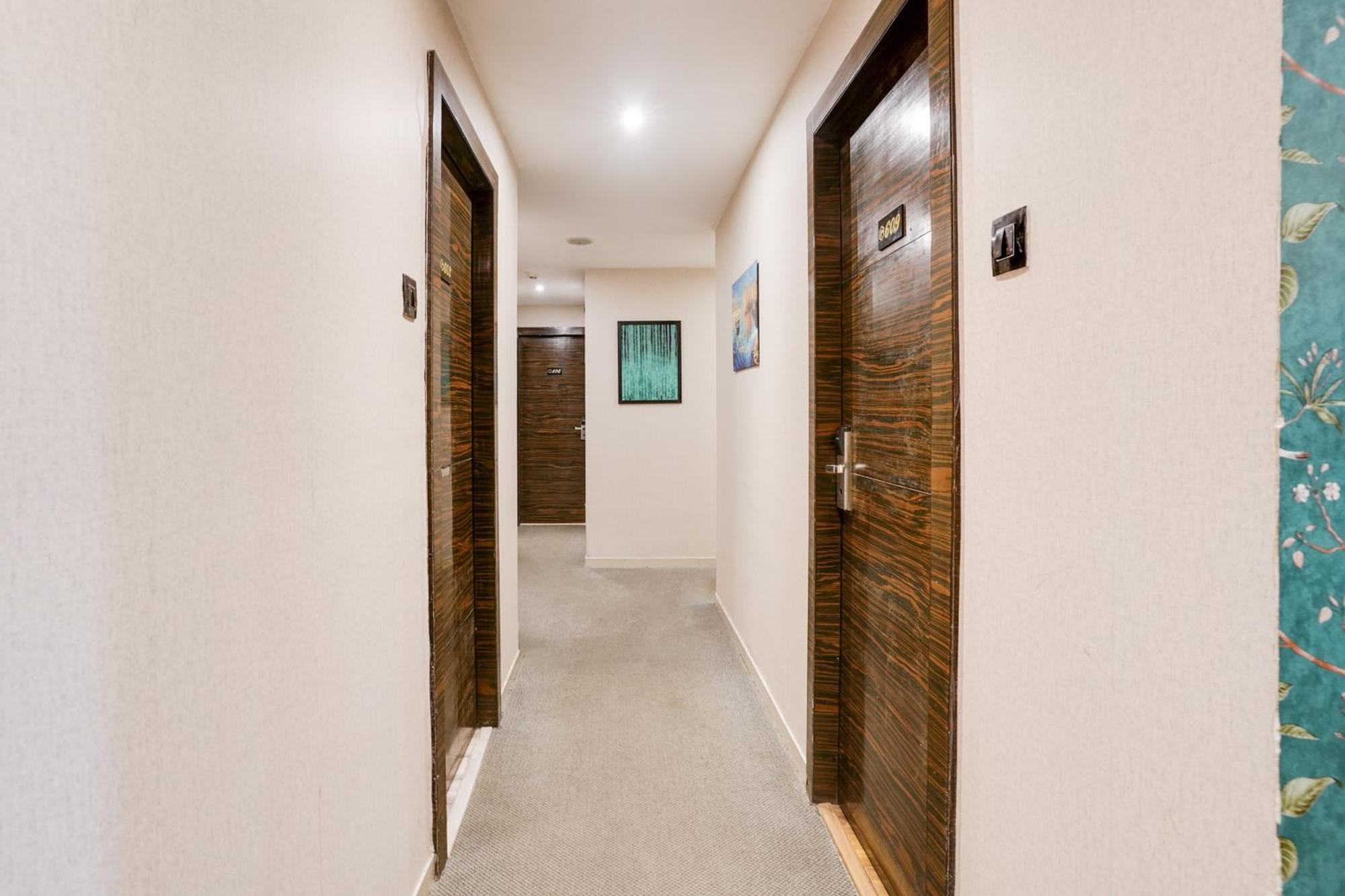 Super Collection O Andheri Near Western Express Highway Bombaim Exterior foto